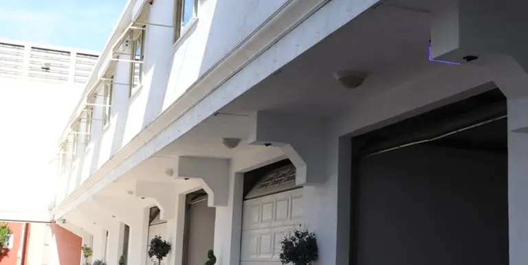 Fachada de Auto Hotel Chocolate en Mixco